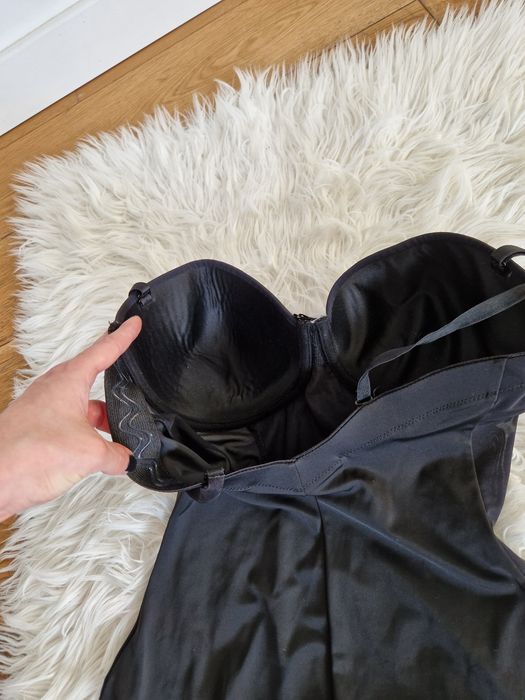 Closer w Evie 38D 85D L 40 XL 42 czarne body wyszczuplające modelujace