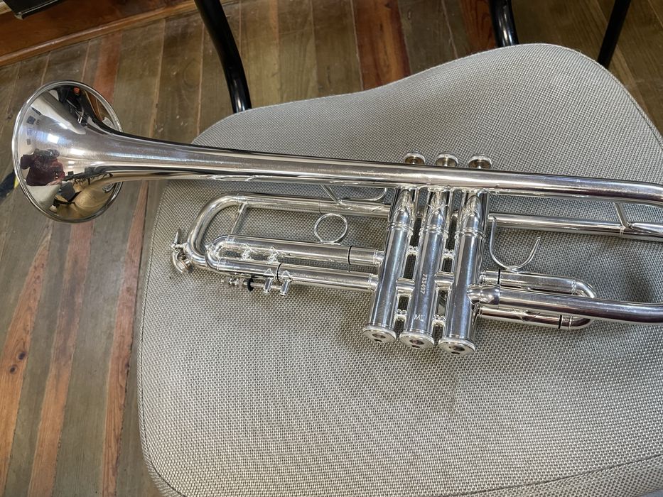 Bach strad 43 Lr