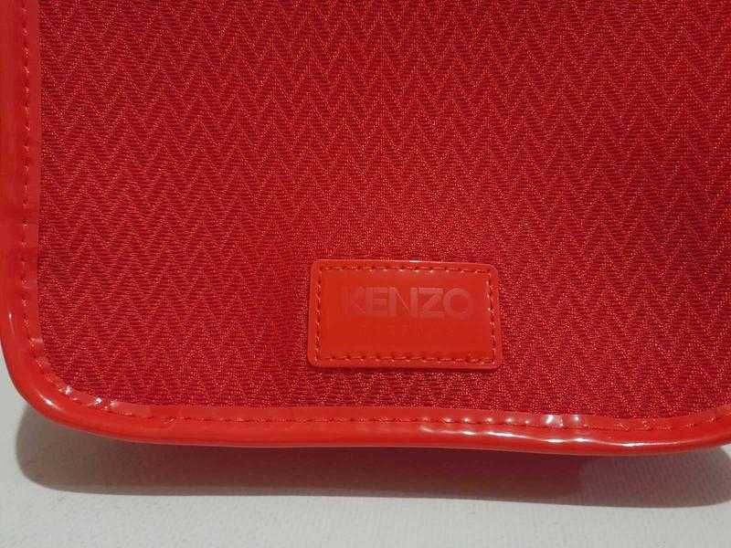 Новая Kenzo paris red pouch косметичка