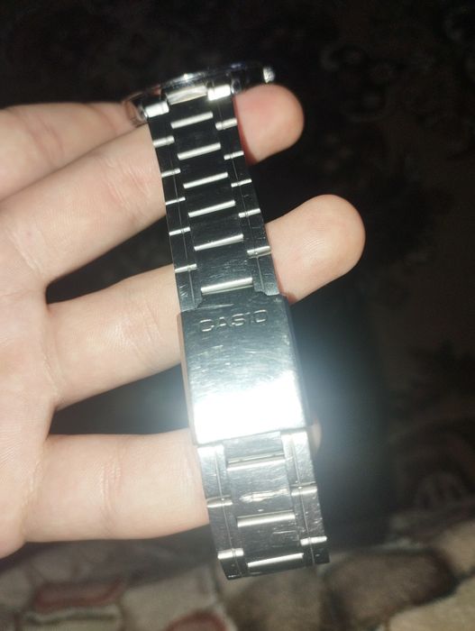 мужские часы Casio MTP-V001D-1B.