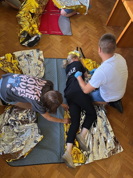 Szkolenia z pierwszej pomocy dla firm i szkół | RKO AED