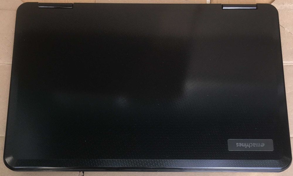 Ноутбук Acer eMachines G627 Turion 64 X2 RAM 4 HDD 250 Radeon HD 3200