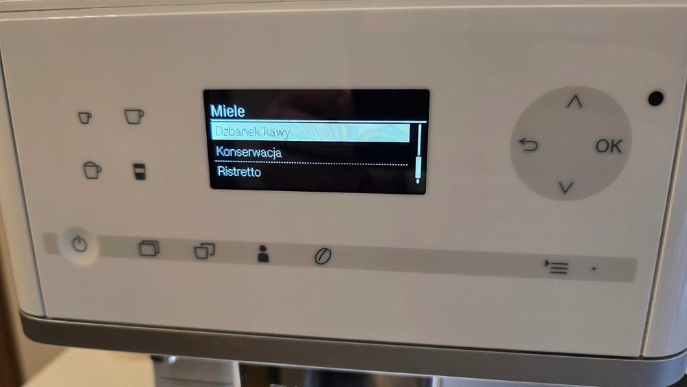 Ekspres Miele CM 6350 biały, LED, menu PL, One Touch, Aromatic, 15bar
