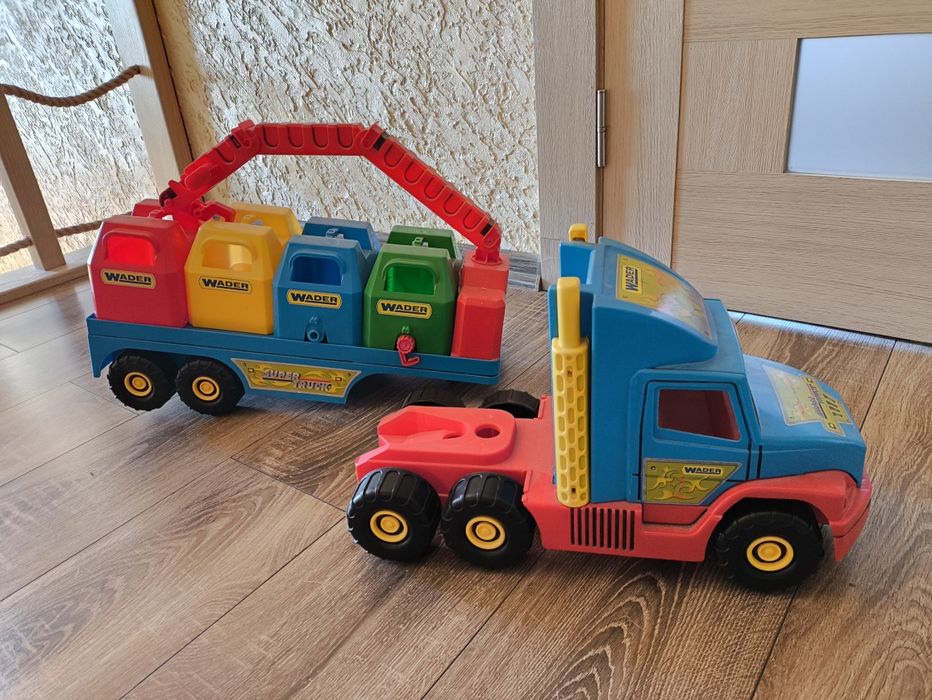 Сміттєвоз Wader Super Truck