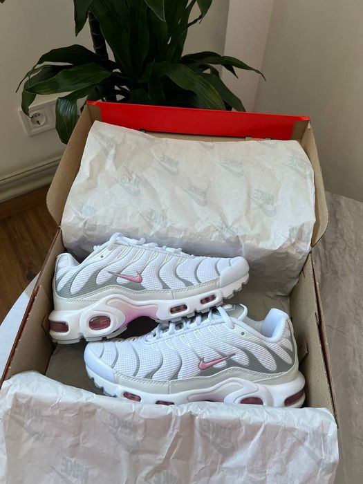 ХІТ! Nike Air Max TN + White Pink / жіночі кросівки найк 37 38 39 40