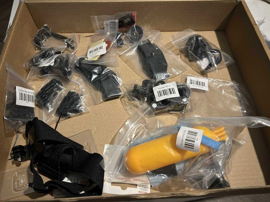 GOPRO 13 BLACK Accessory bundle 5x BATERIA + Uchwyty