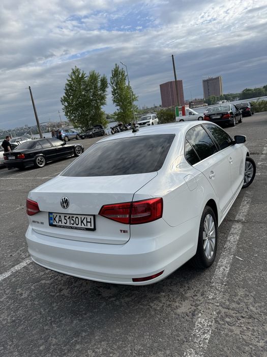 Продається Volkswagen Jetta SE 2015