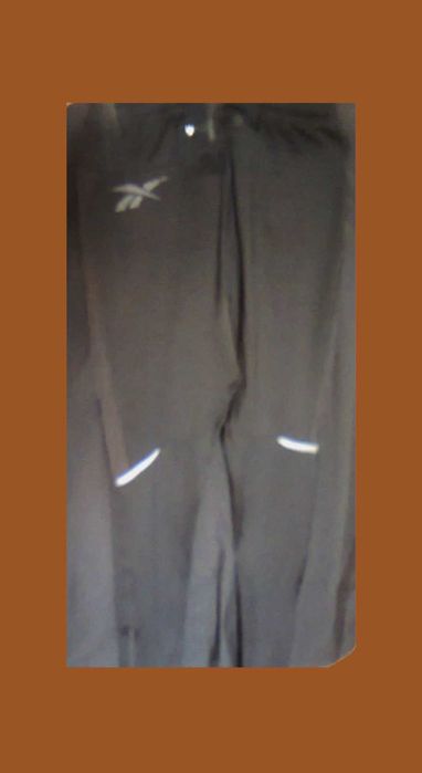 Legginsy rowerowe i do biegania reebok L.