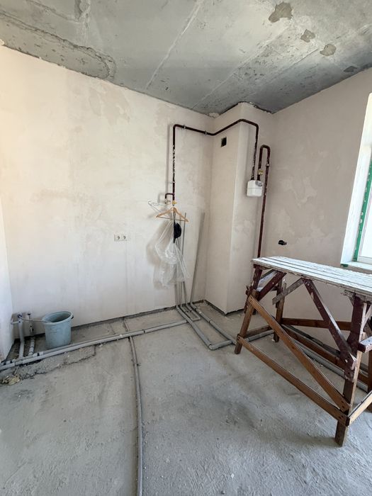 Продаж кввртири з газом в ЖК Скандія! Частковий ремонт!