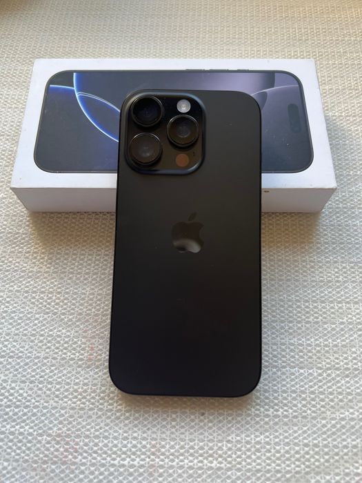 iPhone 16 PRO 256 MB CZARNY, dodatkowe ubezpieczenie,  stan jak w sklepie.
