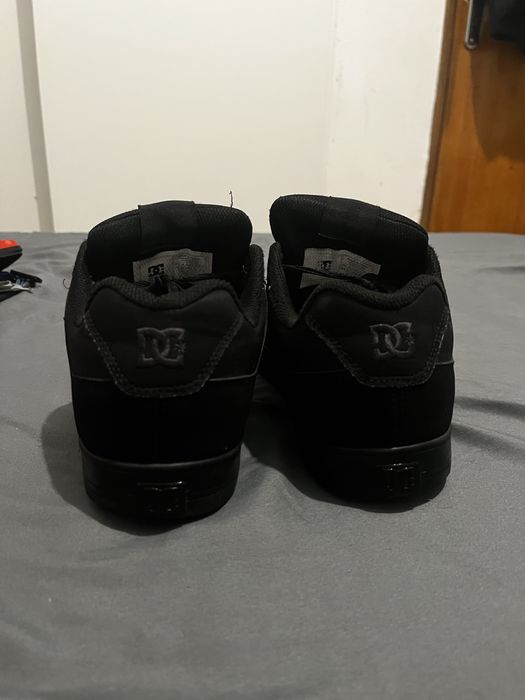 Tanis Dc shoes preto em otimo estado.