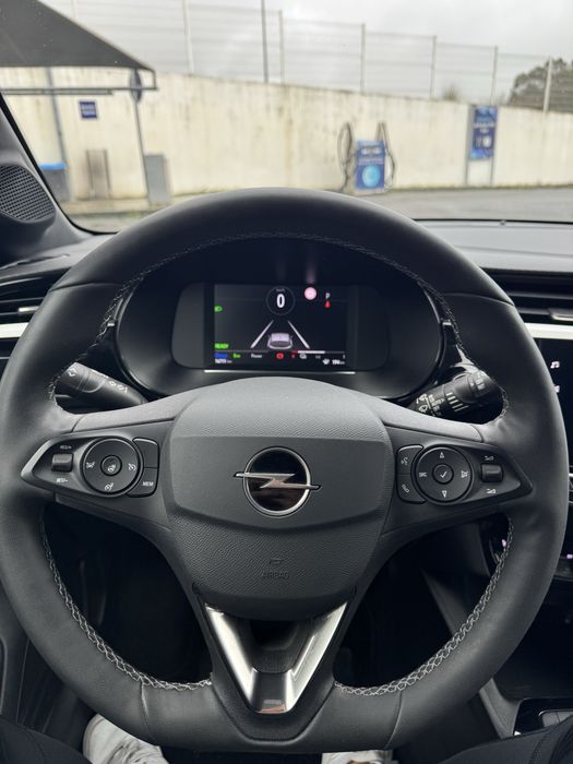 Opel Corsa-e GS 50kw c/ Novo