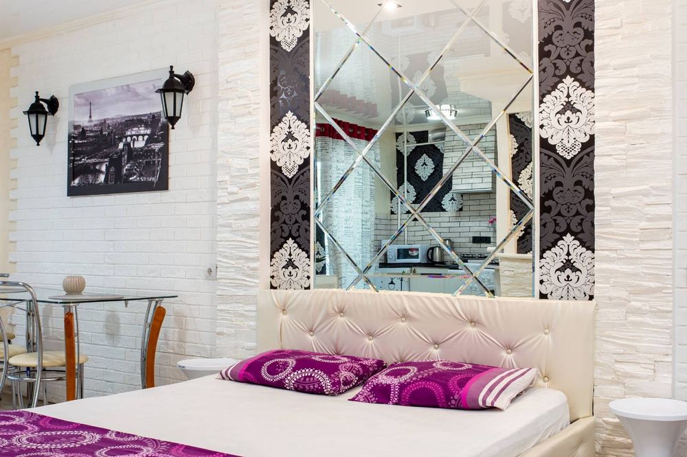 1к.кв с ДЖАКУЗИ на ДВОХ,АВТОВОКЗАЛ к-р Юність, спорткомплекс  Заря