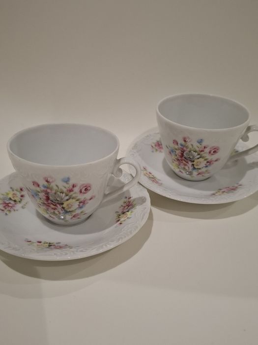 2 conjuntos de Chávena e pires de café Spal