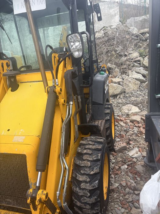 Продам мініекскаватор JCB 1сх