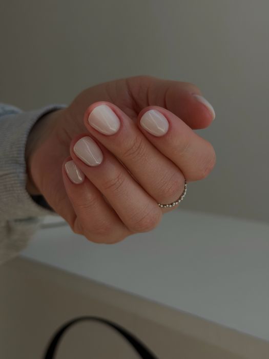 Paznokcie hybrydowe/ pedicure