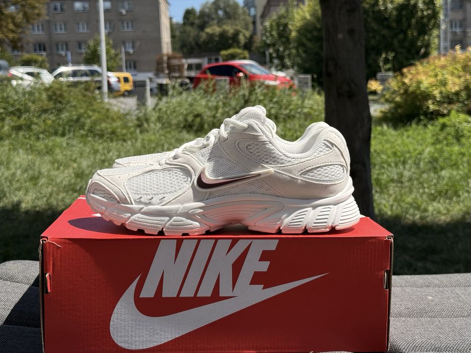 кросівки Nike V5