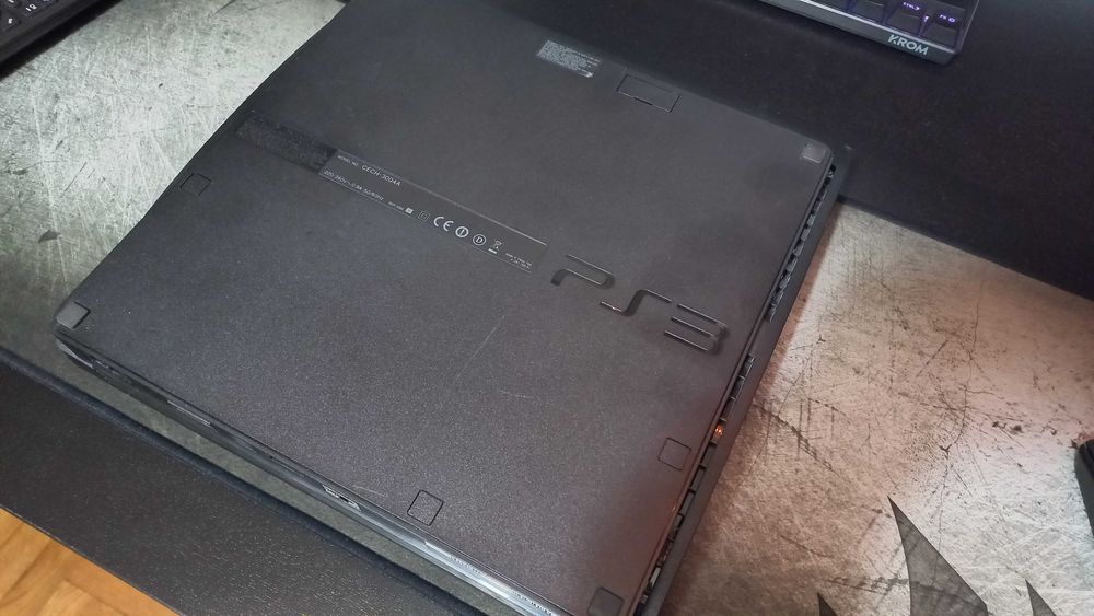 Playstation 3 Slim - Avariada / Para Peças