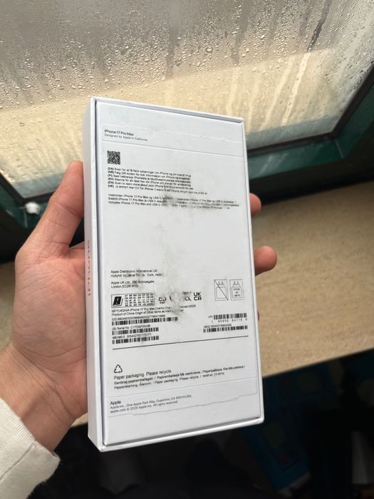 iPhone 17 Pro Max 1TB - Edição Exclusiva Titanium Orange - Selado/Novo