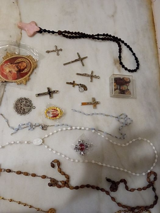 Conjunto de Terços/Pendentes Religiosos