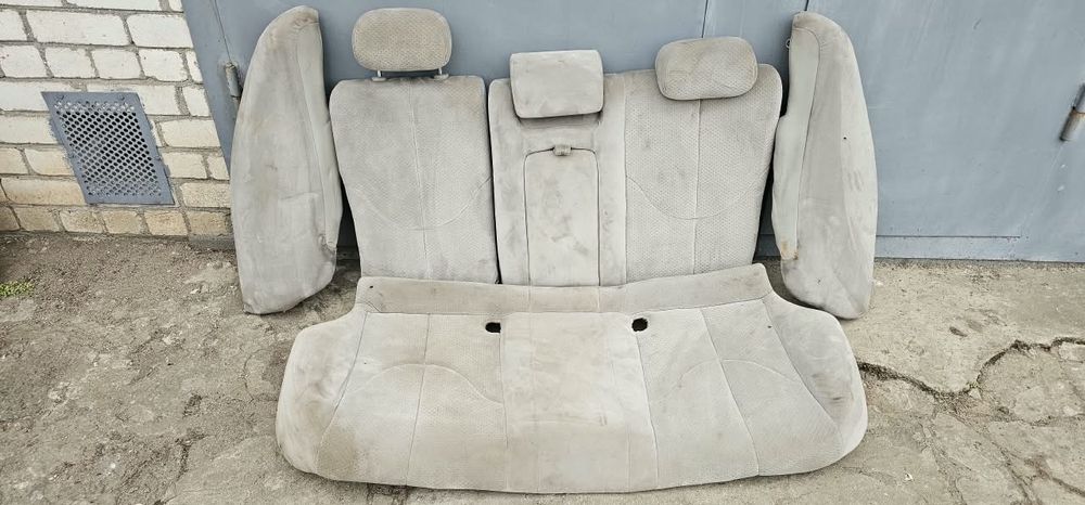 Сидіння для авто
