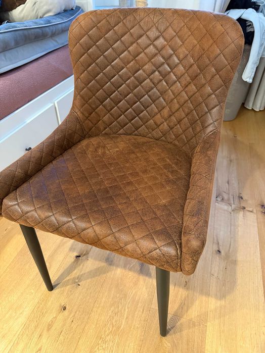 Cadeiras de Jantar Vintage Castanho (JYSK) – Conjunto ou Separadas