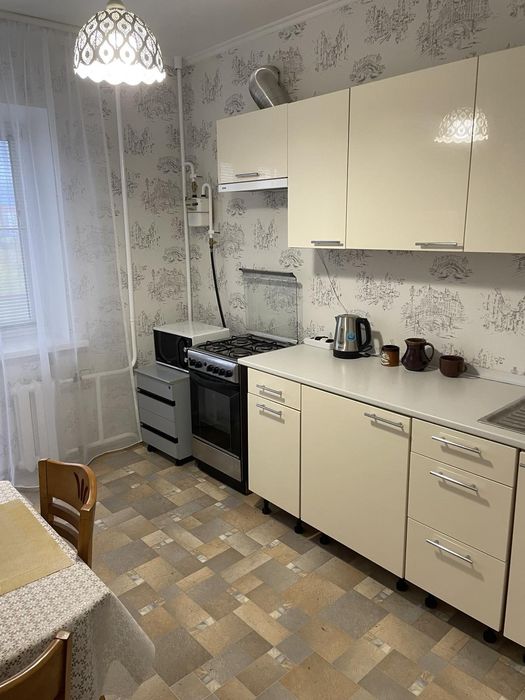 Здам 1 кім квартиру вул. Бабкіна  12.