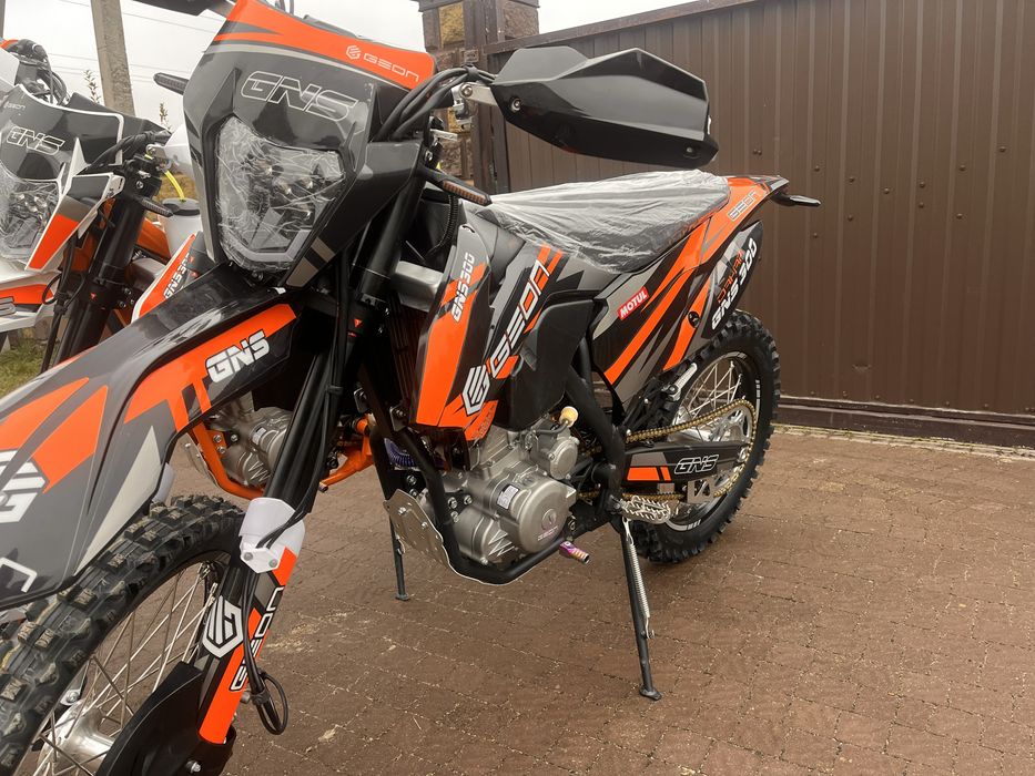 В наявності.‼️2025GEON DAKAR GNХ300 (4V)