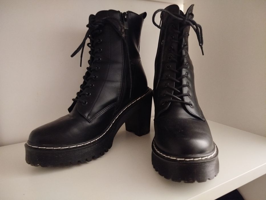 Czarne botki na zimę, damskie, rozmiar 40, na platformie i obcasie
