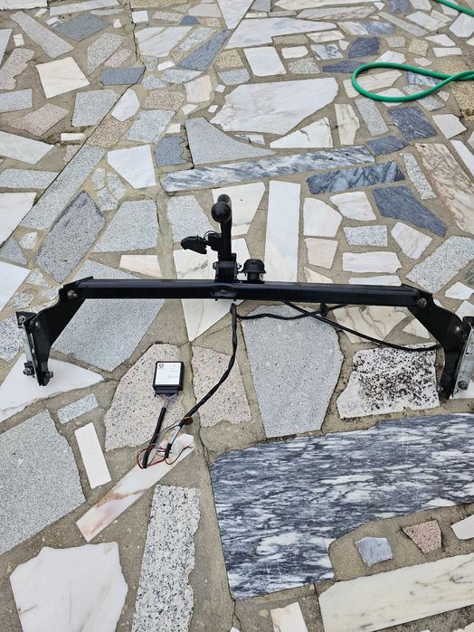 Engate de reboque Nissan Qashqai J11 – Original BRINK