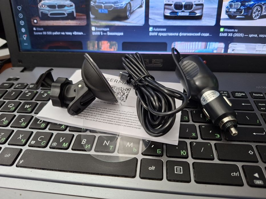 Видеорегистратор  Dashcam Full HD + поворотная HD задняя камера