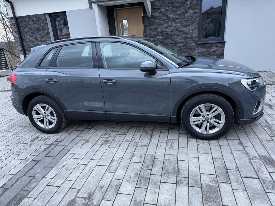 Audi q3 nowy model 2.0 tfsi benzyna quattro automat 4x4 carplay NIEMCY