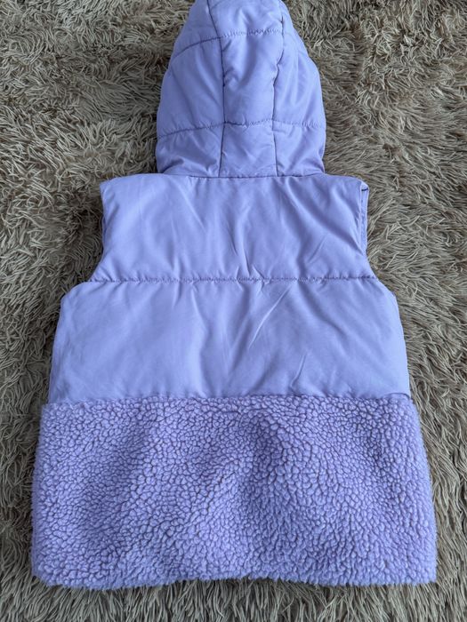 Жилетка тепленька Sinsay 116