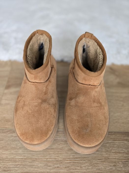 Sprzedam buty typu UGG 37r
