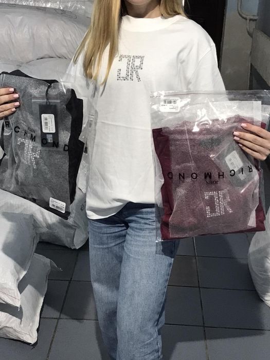 ОПТОМ СТОК дорослий одяг з етикетками JOHN RICHMOND одяг з Італії опт