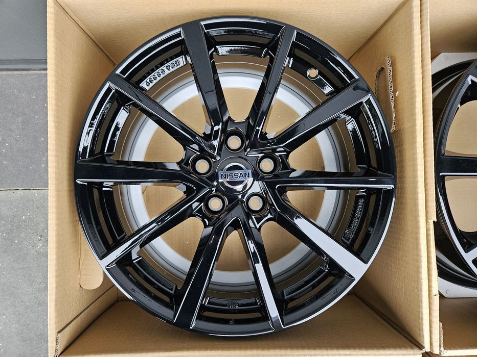 Nissan 17 " Nowe 5x114,3 Juke Qashqai Rogue Felgi Czarne Alufelgi ET35