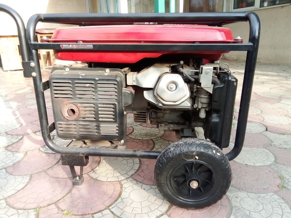 Генератор ELEMAX SH7600