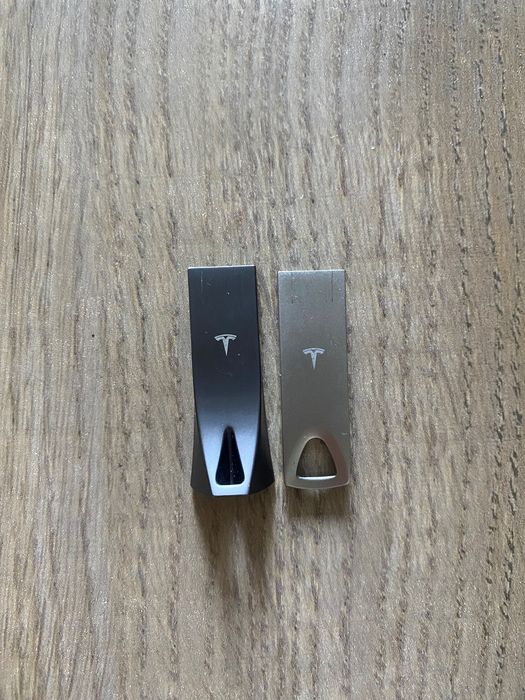 Флешка Tesla 128gb