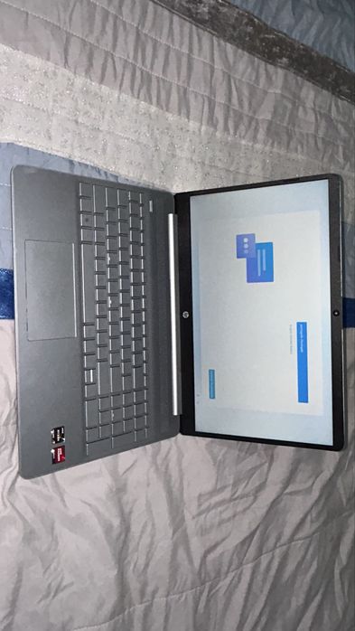 Computador portatil HP 2023