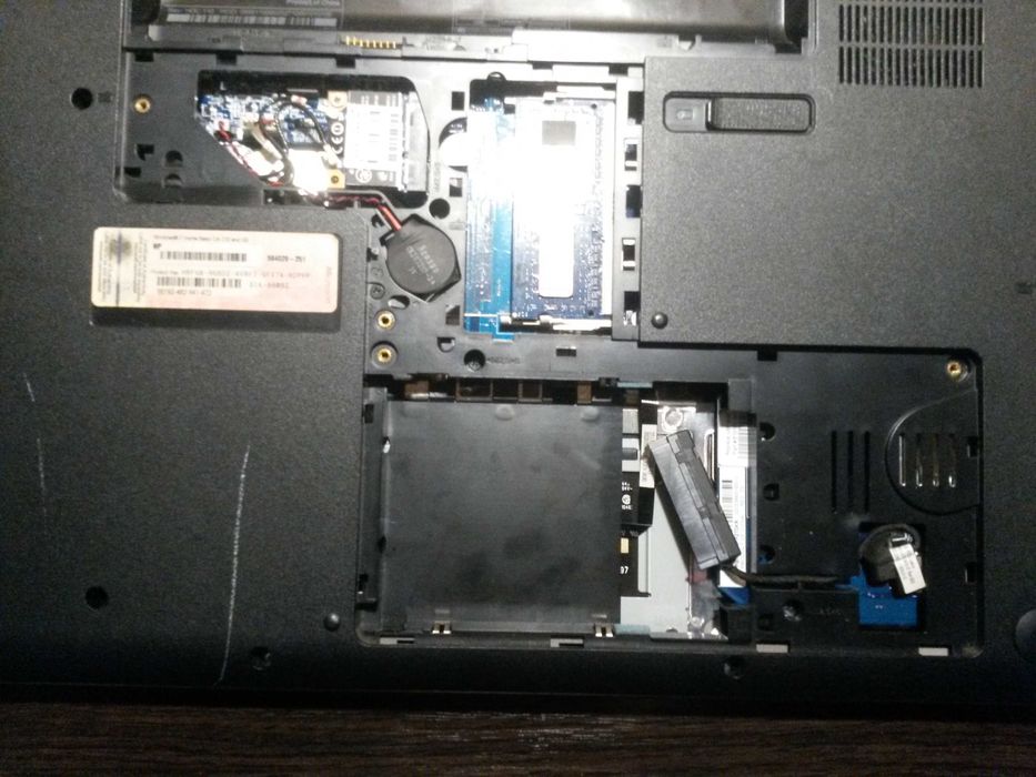 Ноутбук HP G62 на деталі