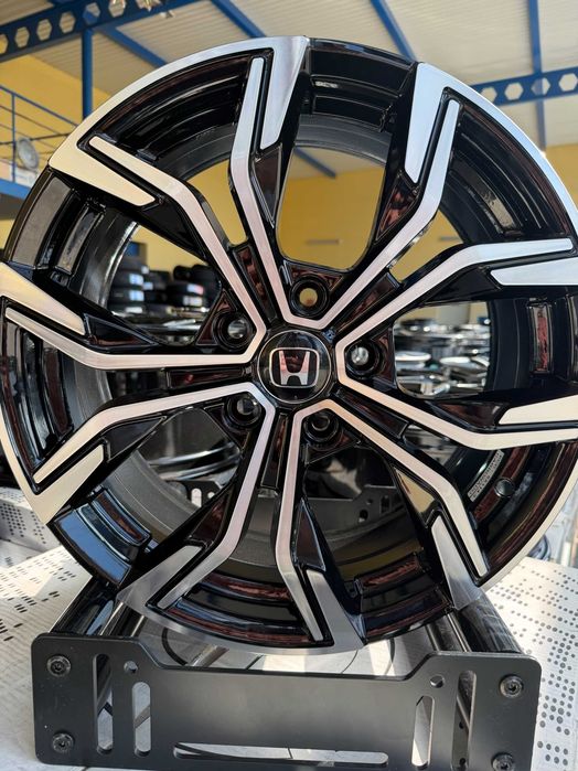 Felgi aluminiowe Honda 17 cali