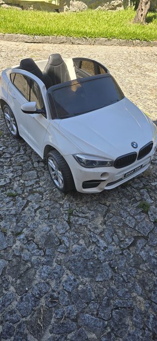 Carro de brincar para criança