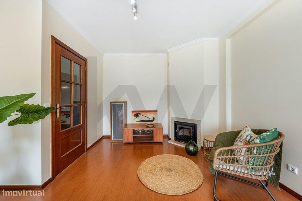 Apartamento T2 | Garagem e Arrumos | Jovim - Gondomar