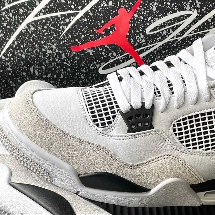 Jordan 4 Retro Military Black R.39