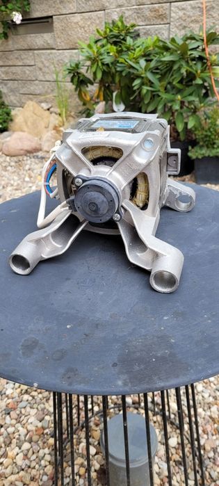 Silnik do pralki Hotpoint Ariston