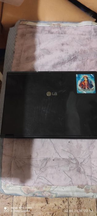 Ноутбук LG e300 рабочий