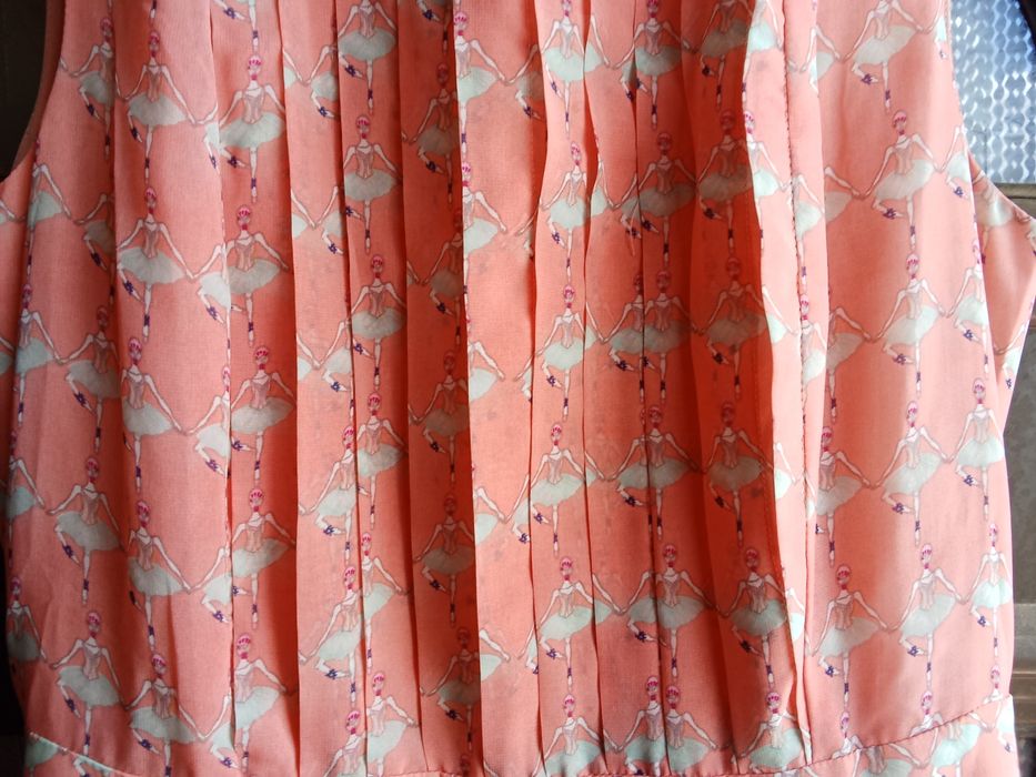 Vestido Adolfo Dominguez