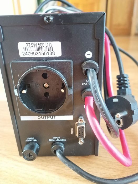 ДБЖ Безперебійник з акумулятором