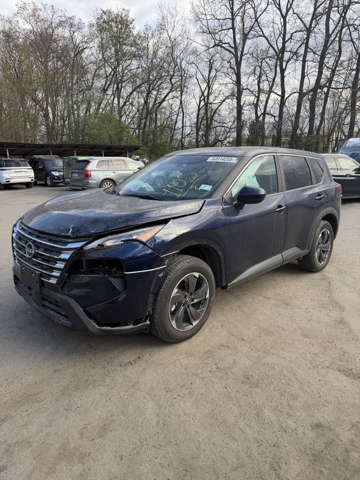Nissan Rogue SV 24p