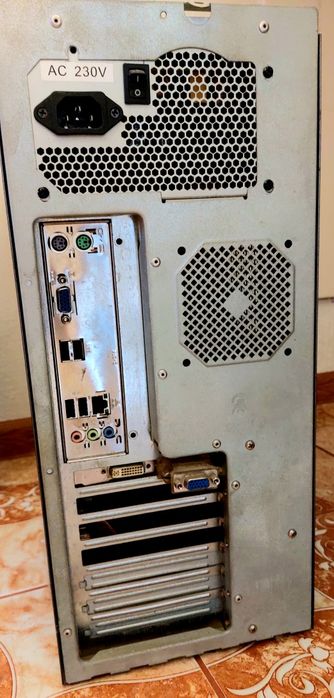 Комп'ютер Samsung